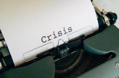 ¿Cómo manejar crisis empresarial en redes sociales?